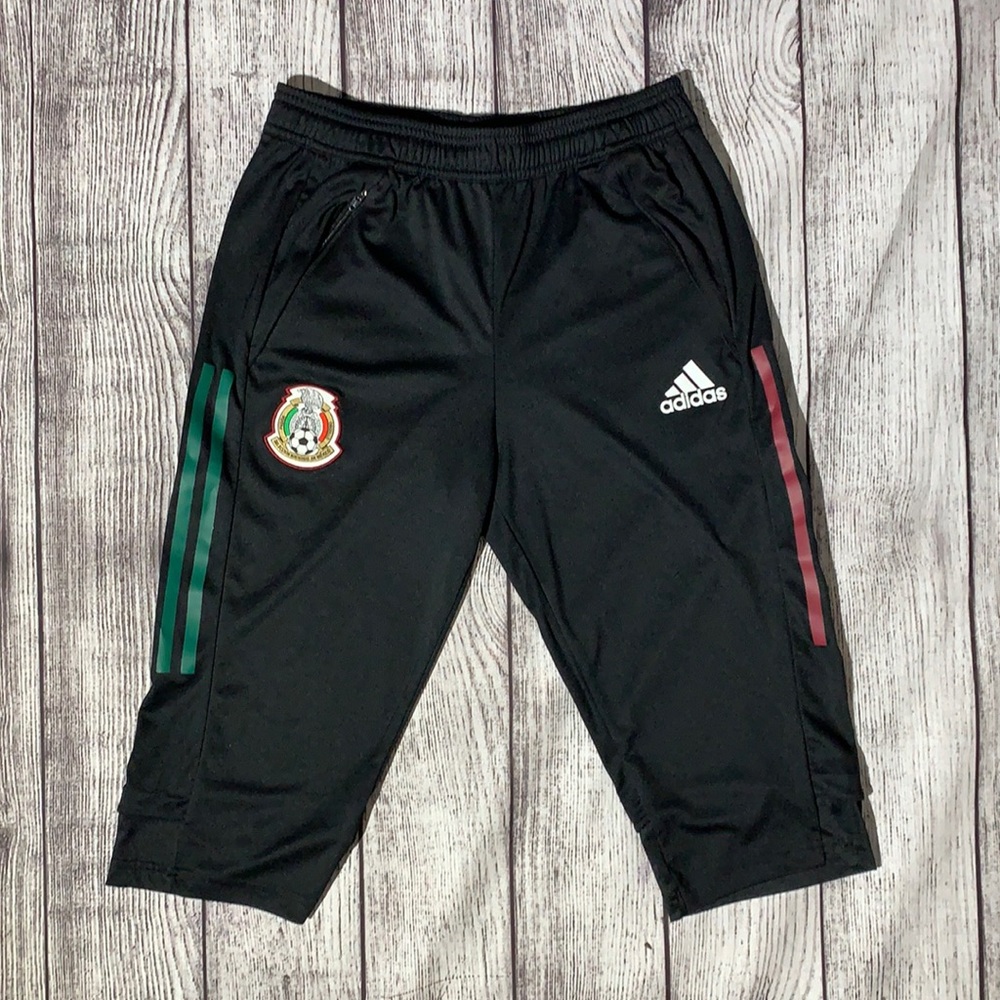 Adidas Mexico 3/4 pants size YL